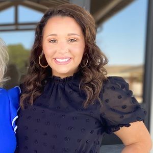 Meet your Posher, Lacey